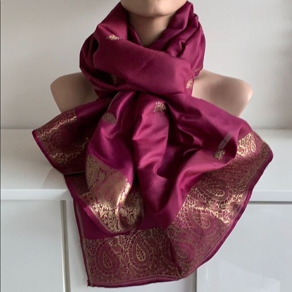 India gold embroidered purple silk shawl scarf - Picture 9 of 9